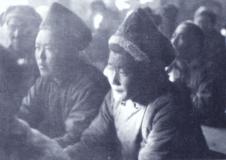 参加代表大会的牧民代表.jpg